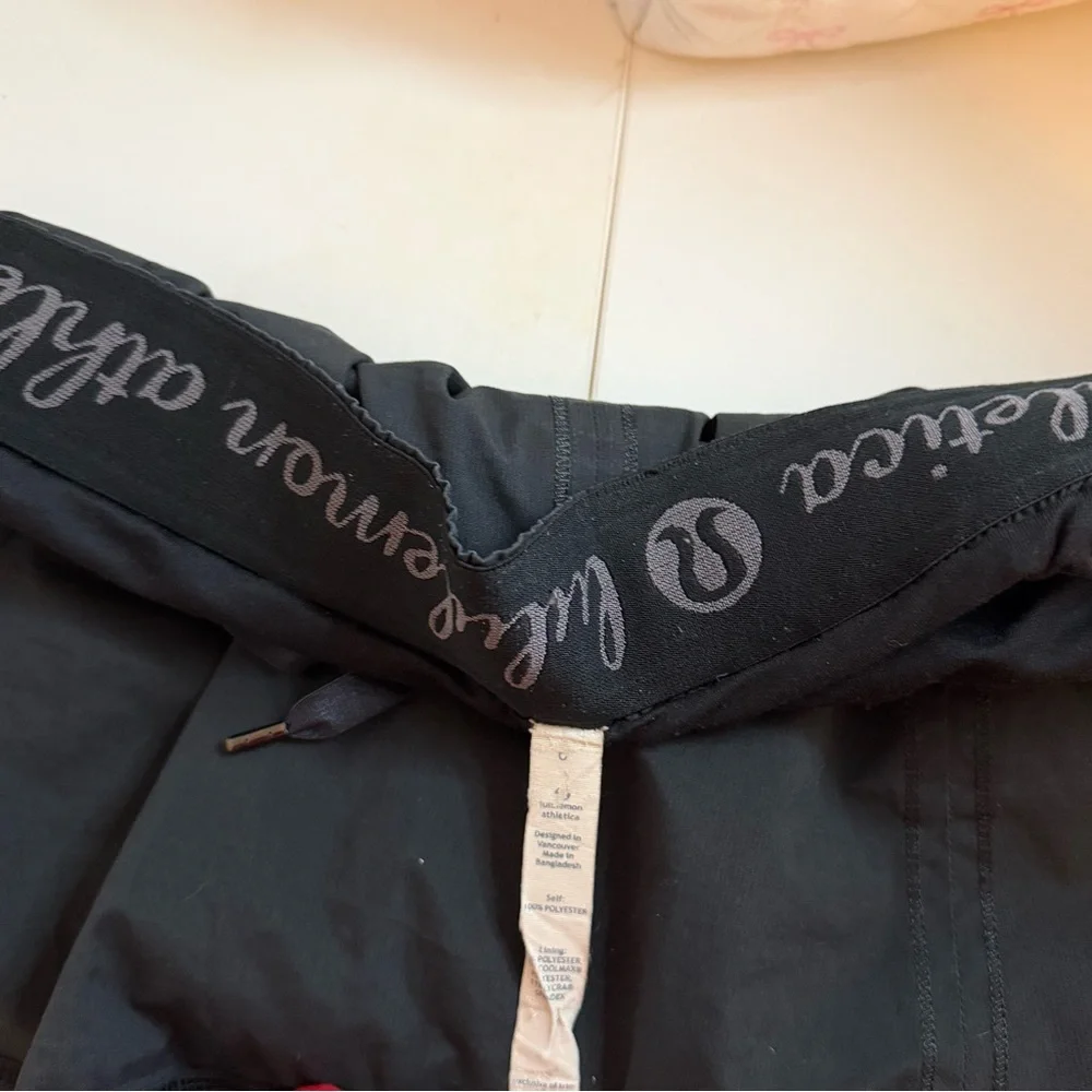 Lululemon Athletica Women’s Skirt - Picture 5 of 5